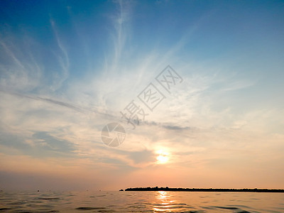 地中海的日落海 海浪 天空 第勒尼安 放松 日出 石头 关心图片