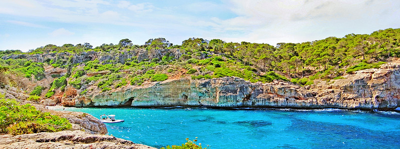 Majorca - 有海滩的海湾 巴利阿里 夏天图片