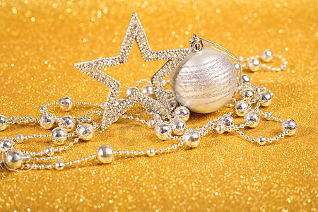 装饰圣诞球 庆典 花环 闪亮的 金的 闪光 新年图片