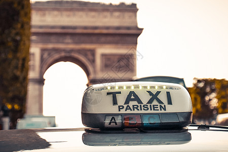 巴黎出租车专线和背景中的 司机 旅行 反射 城市图片