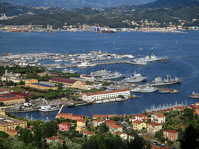 La Spezia 海湾的顶部视图 c图片
