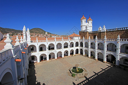 玻利维亚苏克雷圣费利佩·内里教堂 拉丁 蓝色的图片
