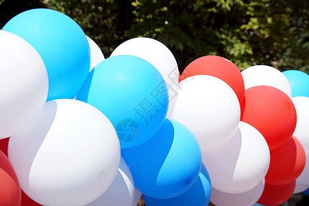 多种颜色的多色气球 购物中心 庆典 开口 店铺 情绪 登记图片