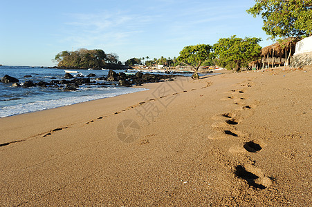洛斯科巴诺斯海滩的足印 热的 支撑 旅游 脚图片
