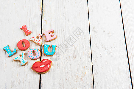 情人节的姜饼 假期 快乐的 盒子 礼物 浪漫的 心 烤的图片