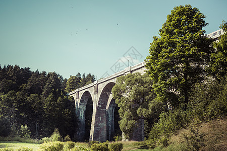 波兰马苏里斯坦奇基的老水泥铁路桥 环境 历史性图片