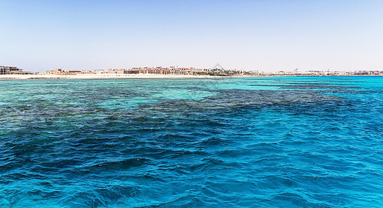 埃及 胡哈达 南海地平线的景观 礁 海滩图片
