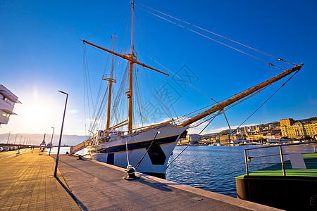 Rijeka海港Wooden船图片