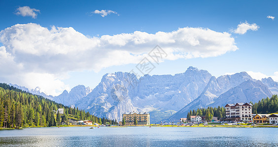 a 意大利全景湖-意大利 特雷 山 岩石 森林图片