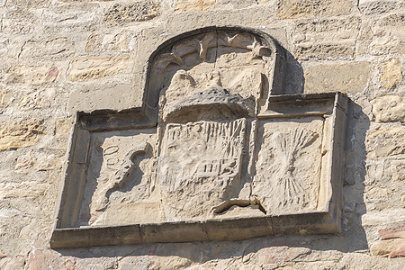 阿拉拉纳塔外墙的盾牌 巴伊萨 西班牙雅恩图片