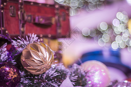 抽象背景的圣诞装饰 以摘要背景 雪 礼物 传统图片