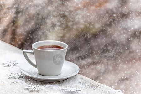 热茶 假期 寒冷的 木制的 温暖的 圣诞节 热的 饮料 喝图片