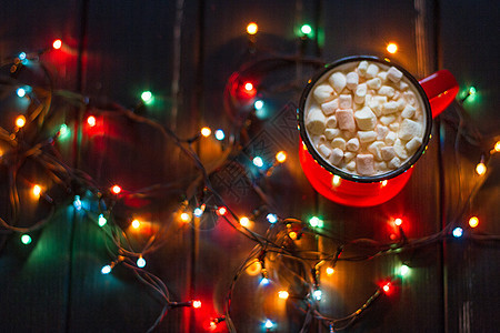 装饰性加华园 黑暗背景的圣诞灯光 庆典 甜点图片