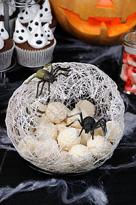 中的蜘蛛蛋 款待 假期 食物 椰子 桌子 糖果 零食 可口图片