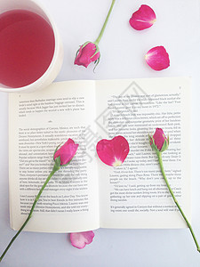 粉红玫瑰和甜饮 庆典 花卉图案 派对 心 夏天 空闲时间 微笑图片