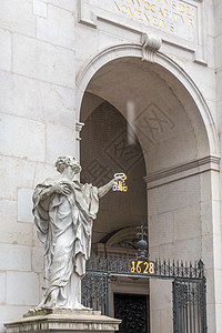 萨尔茨堡大教堂入口处的雕像 教会 维吉尔 历史性 信仰图片