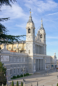 圣玛丽亚拉雷阿尔德拉阿尔穆德纳大教堂 建筑学图片