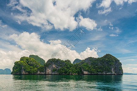 水平海平面   美丽的风景山脉 其中图片