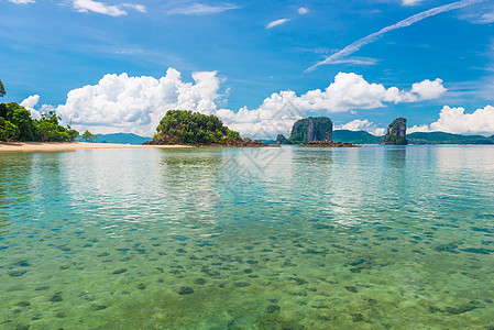 泰尔岛一个非常美丽的地方的热带海景图片