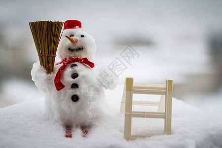 雪人 假期 天空 幸福 胡萝卜 微笑 传统 问候语 十二月 滚雪球背景图片