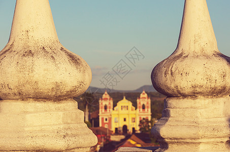尼加拉瓜莱昂 粉饰 屋顶 宗教 天空 圆顶 艺术 纪念碑背景