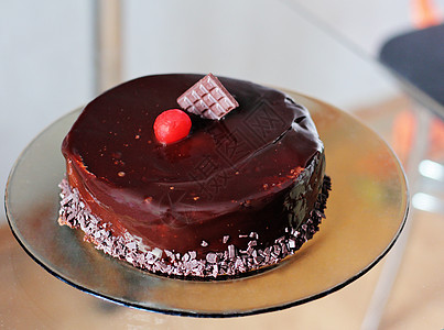 巧克力蛋糕和樱桃图片