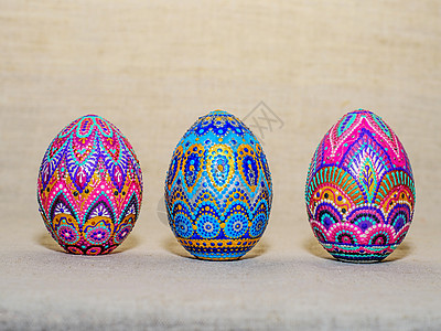 复活节鸡蛋 手工涂上丙烯漆 复古的 柔和的 乐趣 春天图片
