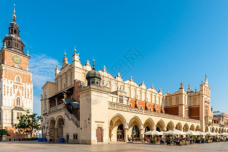 P区Krakow主广场的塔厅和购物街机图片