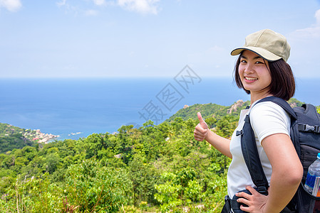 光道观光旅游妇女 顶峰 远足 风景 自然 女孩 快乐的图片