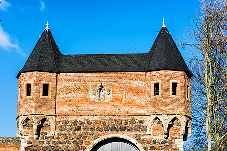 门堡垒 砖墙 德国文化 老镇 建筑和建筑 城市 狗窝 地标 街道图片