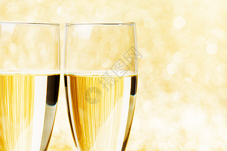 一对香槟笛 金的 长笛 白色的 庆祝 新年 情人节图片