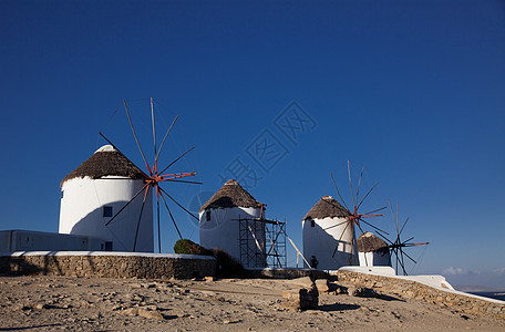 希腊Mykonos岛传统风车的著名观景 天空图片
