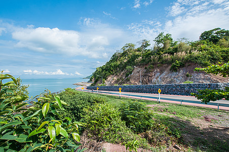 以山和海为主的沿海公路曲线 Nang Phaya山丘 爬坡道 高速公路图片