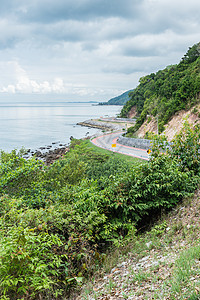 以山和海为主的沿海公路曲线 Nang Phaya山丘 尖竹汶府 岛图片