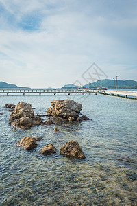 洋中带桥的岩石景观 旅行 美丽 云 船 自然 泰国图片