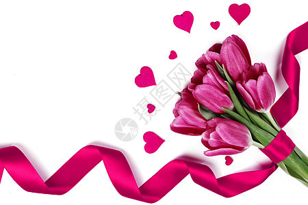 郁金香和惠特的心 美丽的 绿色的 浪漫 开花 花的 卡片背景图片