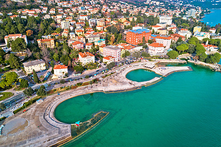 Opatija空中全景的Slatina海滩图片