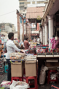 新市场 加尔各答 2018 年 12 月 2 日 繁忙的一天中的霍格市场 也称为新市场 是加尔各答的一个市场 位于自由学校街 米图片