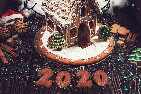 自制姜饼屋 烤的 装饰风格 食物 圣诞节 房子 庆典 蛋糕图片
