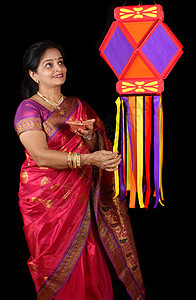 排灯节灯笼的印度女人背景图片