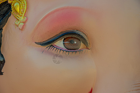 印度神象头神的雕像 Ganesha 节期间艺术家工作坊中的特写 和平 偶像图片