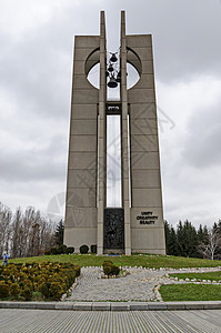 Bells纪念碑——世界老国际儿童公园的“和平之宝” ;旧国际儿童公园 黄铜 青铜背景