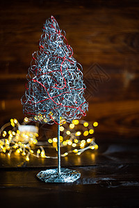 圣诞内地概念 装饰风格 乡村 手工制作的 锥体 十二月 红色的背景图片
