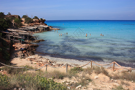 Cala Saona是伊比萨最美的海滩之一 水晶清澈 自然 假期图片