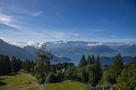 瑞士阿尔卑斯山脉在里吉卡尔特巴德的风景 欧洲图片