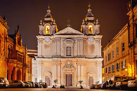 灯火通明的圣保罗大都会大教堂 通常被称为圣保罗大教堂或姆迪纳大教堂 马耳他姆迪纳罗马天主教大教堂的夜景 基督教图片