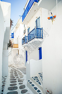 岛上狭小的街道 在希腊有蓝阳台 楼梯和花朵 酒店 欧洲图片