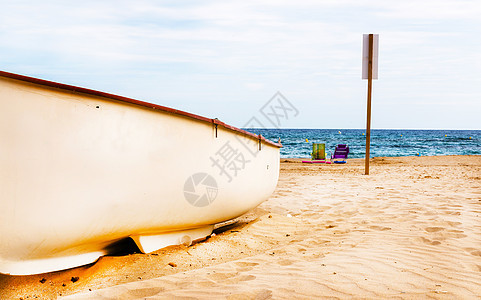 沙地上的小船 美丽的沙沙滩 休闲小船和渡船 绿松石 海滩图片