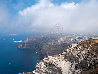 爱琴海和山脉的景象图片