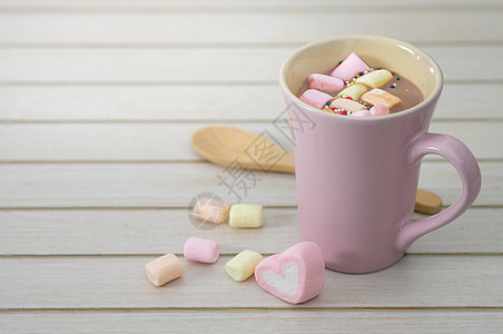 热巧克力 彩虹 糖果 奶油 茶点 可可 杯子 心 小吃图片